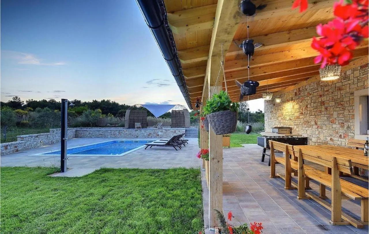 Villa Biba Near Medulin, Istria Pomer
