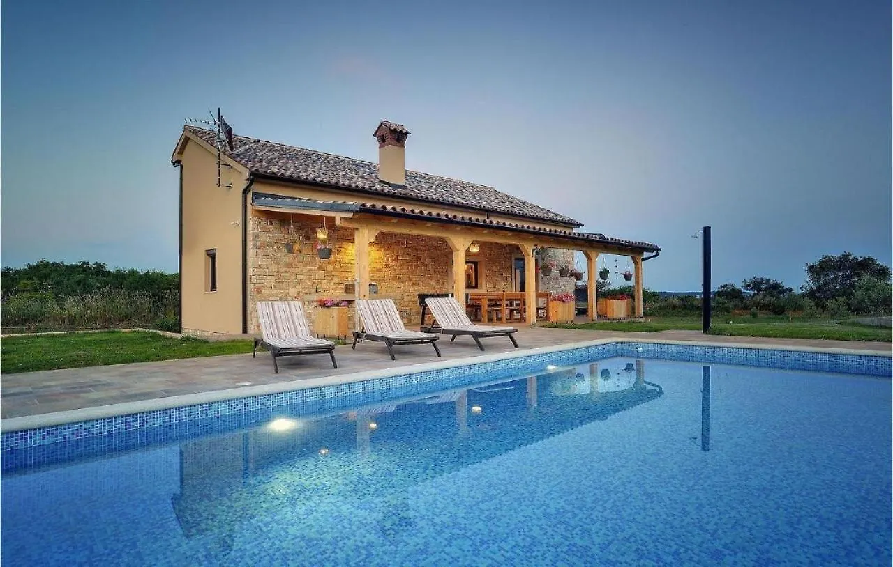 Villa Biba Near Medulin, Istria ポメル